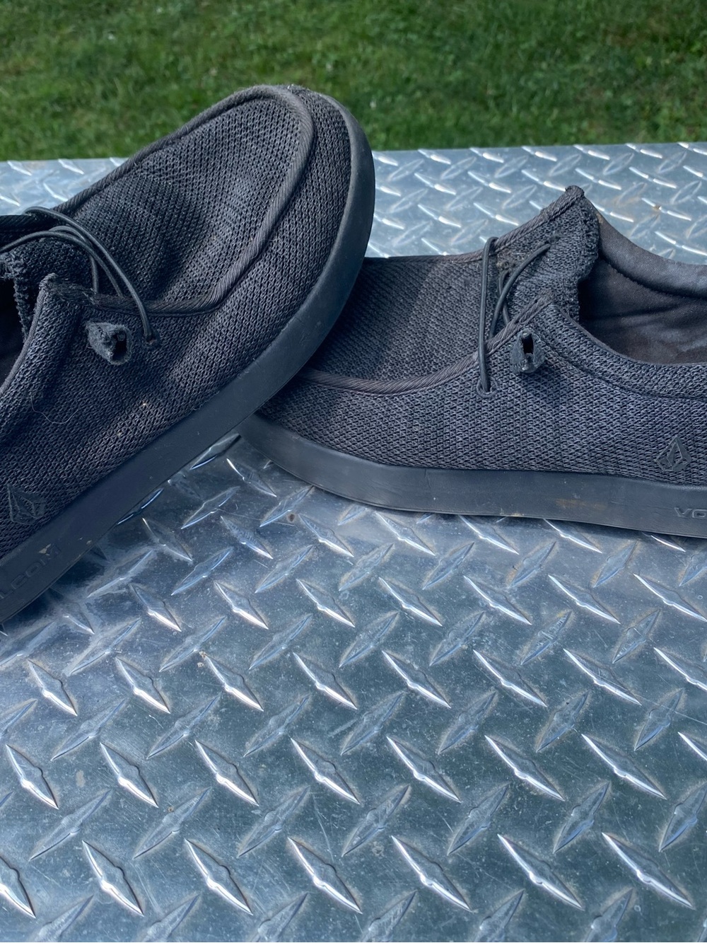 Slip-On Shoes - Volcom Style *non slip food service shoe*